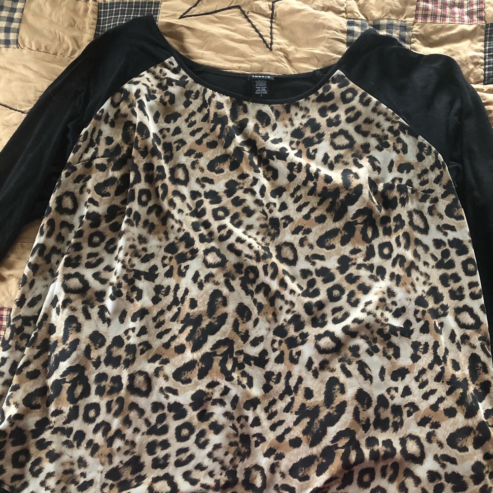 Torrid cheetah long sleeved shirt